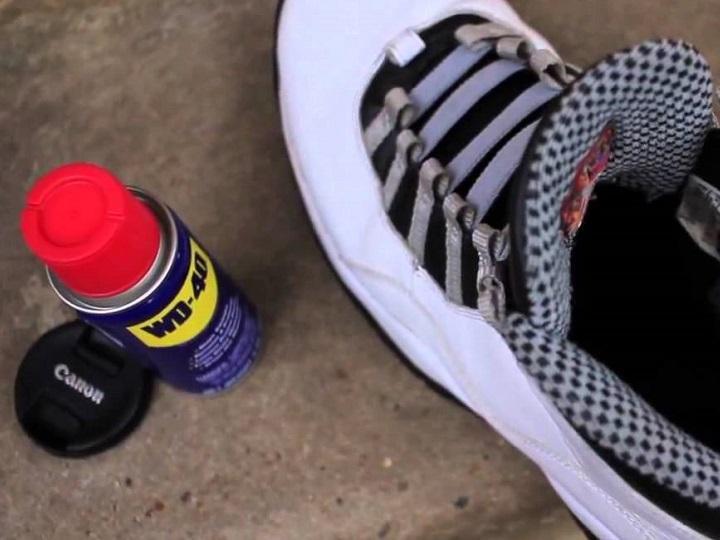 How to Stop Squeaking Shoes