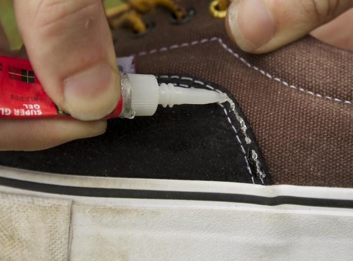 Can you super glue the sole of a shoe