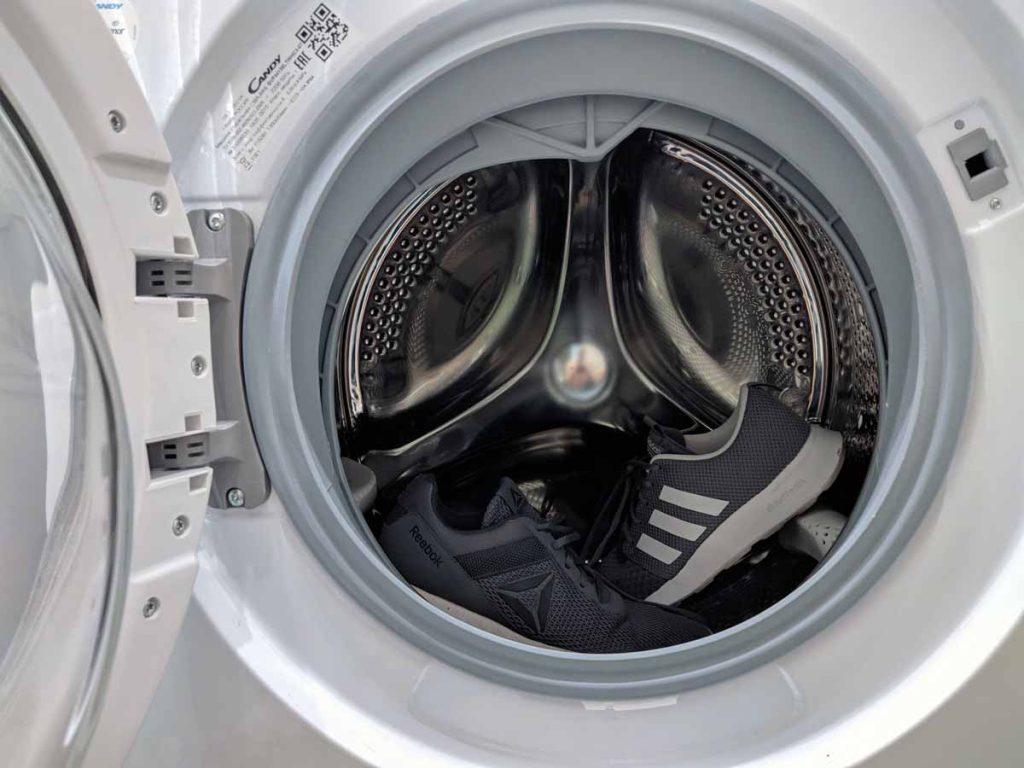 can-you-dry-Sneakers-in-a-clothes-dryer
