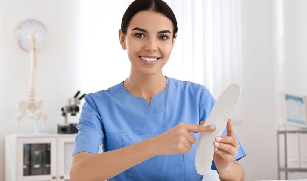 Best Insoles for Medical Professionals Who Do a Lot of Standing While at Work